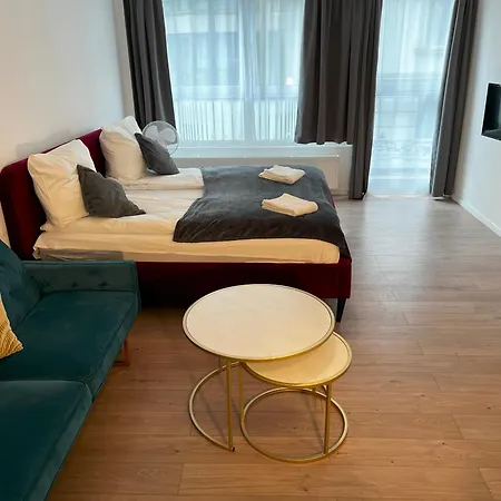Apartment Stylish In Friesenplatz, Heart Of *